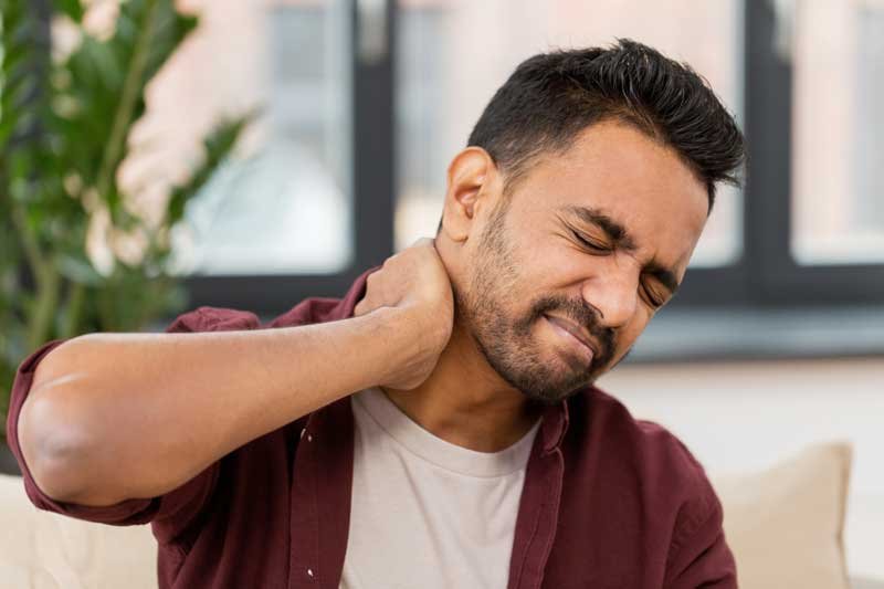 Chiropractor For Neck Pain - Neck Pain